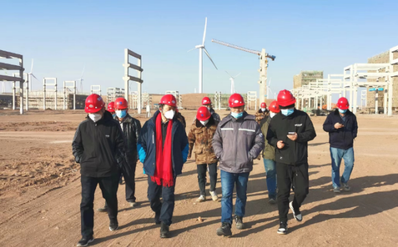 鎖定進度目標不動搖  統(tǒng)籌協(xié)調高效推進項目建設——海利集團公司黨委書記、董事長劉衛(wèi)東調研寧夏海利項目建設